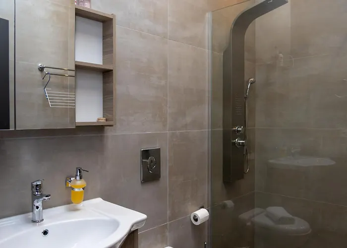 شقة Dioroh Meteora 301 كالامباكا