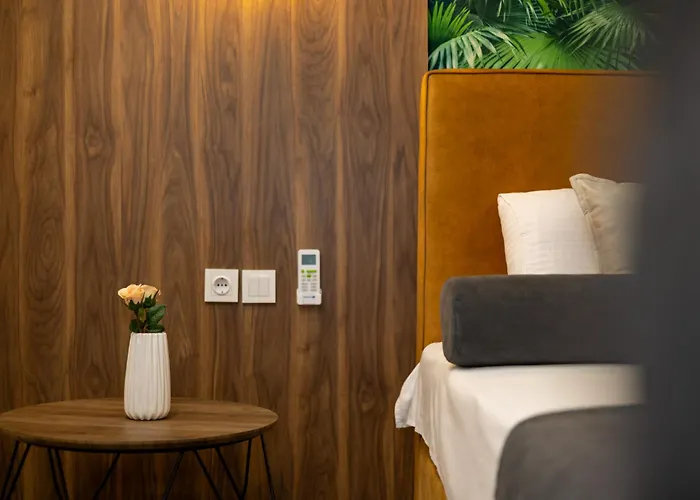 Dioroh Meteora 301 كالامباكا